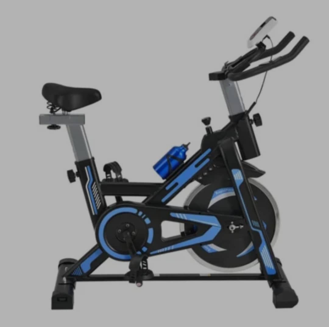 VELO DE SPORT A LA MAISON